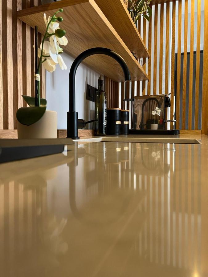 Loft Spa Greece - Enjoy Our Jacuzzi Каламата Екстериор снимка
